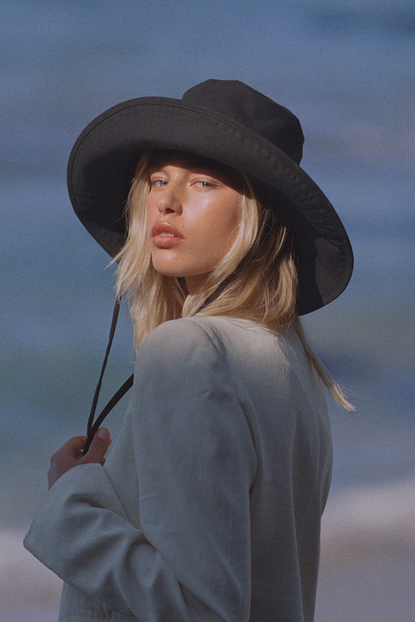 Holiday Bucket - Black Canvas