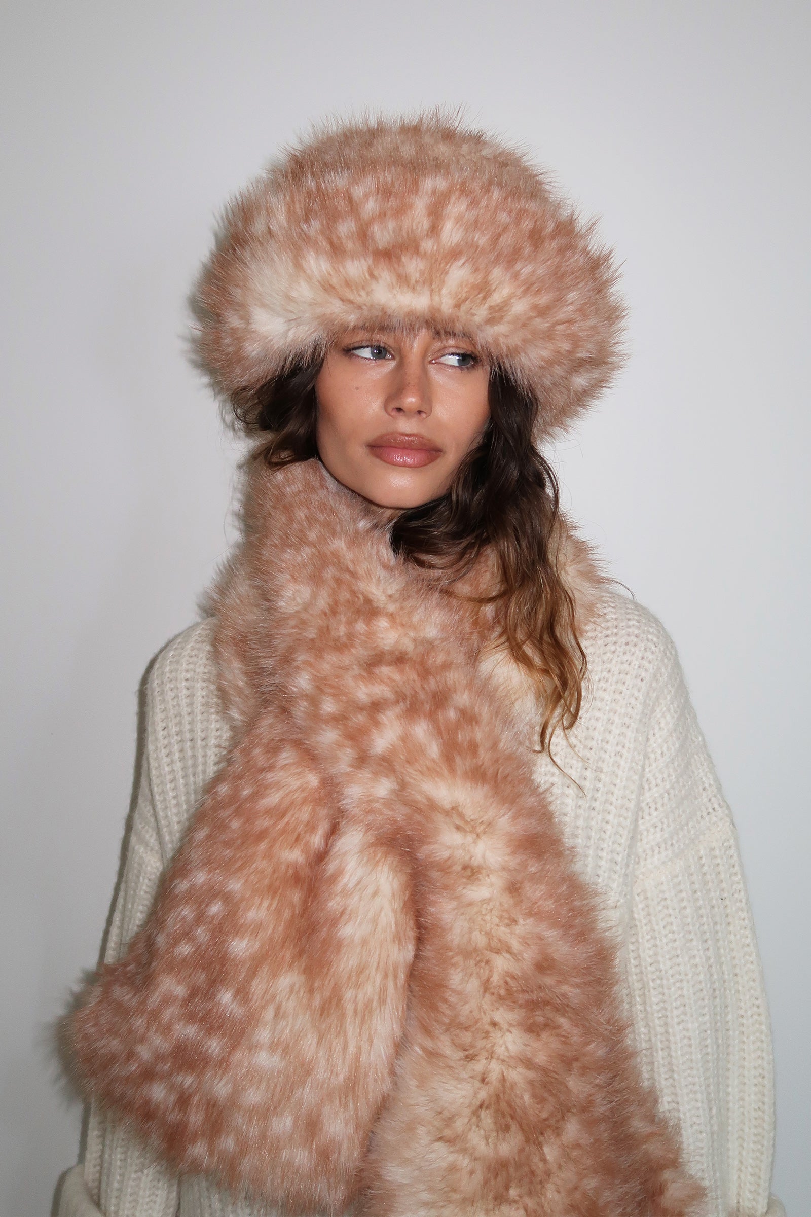 Snuggle Scarf - Polyester in Light Brown | Lack of Color