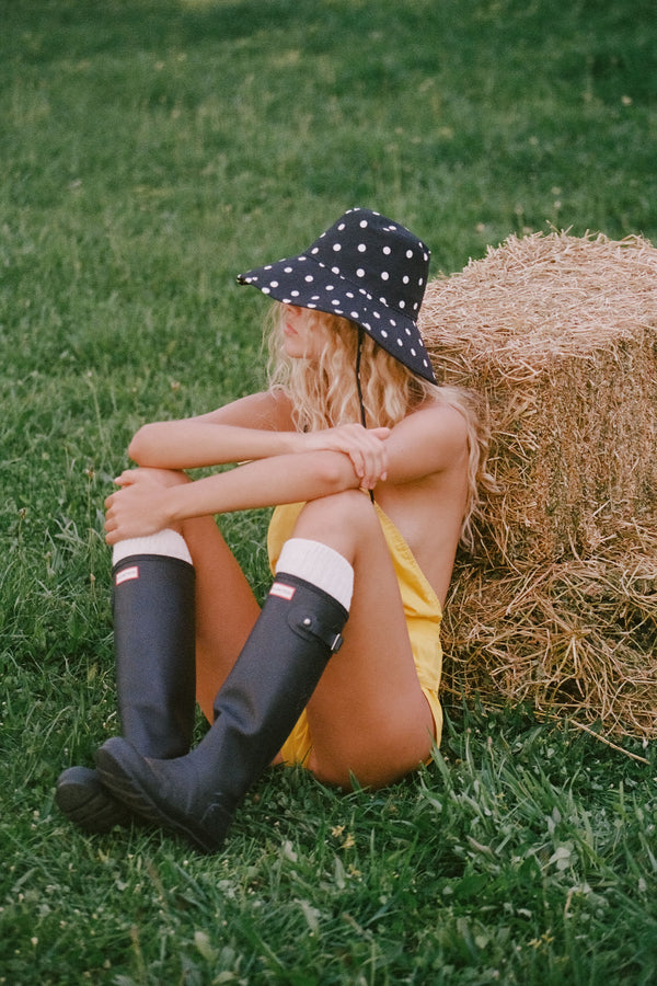 Holiday Bucket - Polka Dot Black