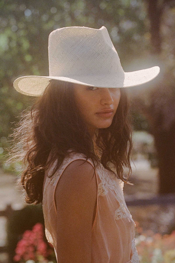 The Oasis - Straw Fedora Hat in White